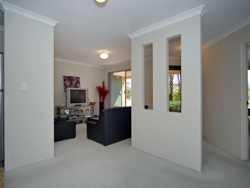 5 Petal Court, Munster WA 6166