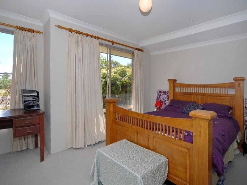 5 Petal Court, Munster WA 6166