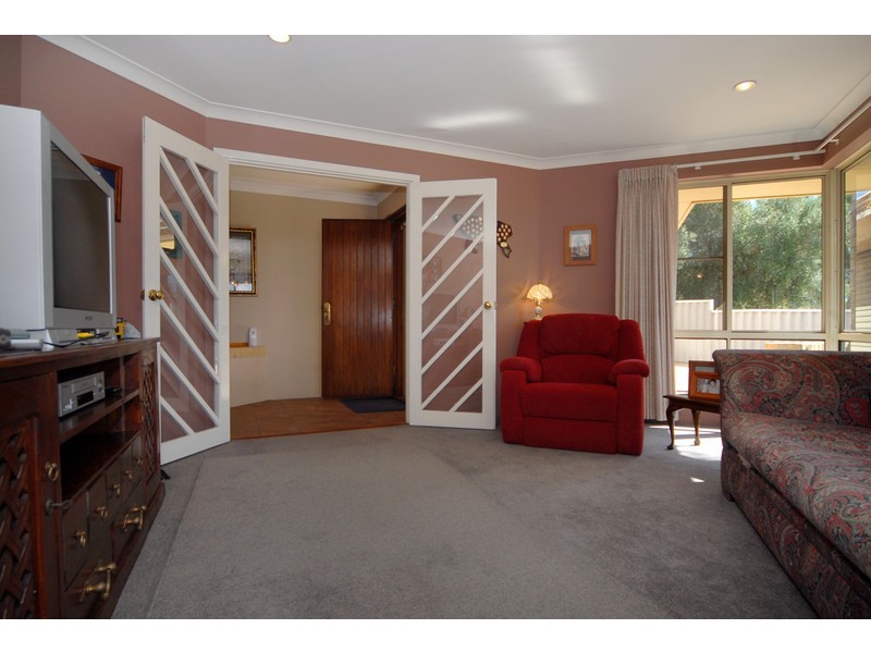 7 Yates Court, North Lake WA 6163