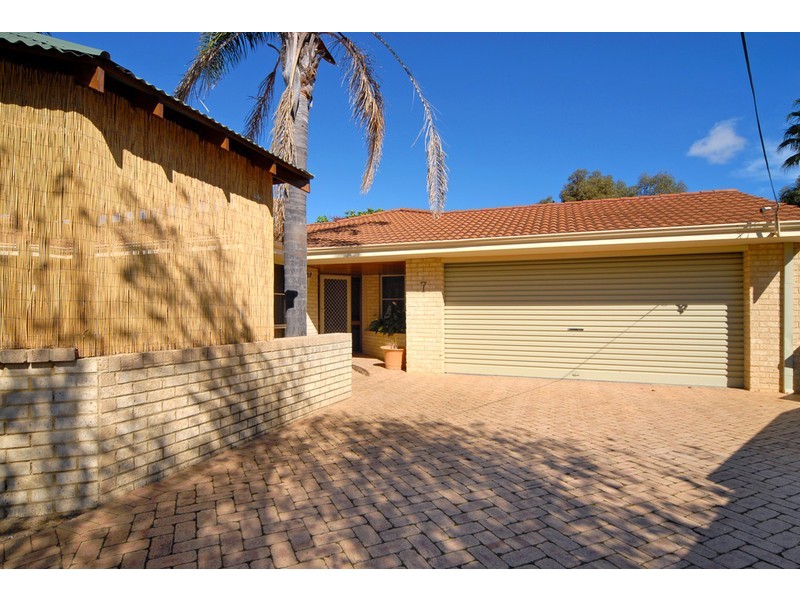 7 Yates Court, North Lake WA 6163