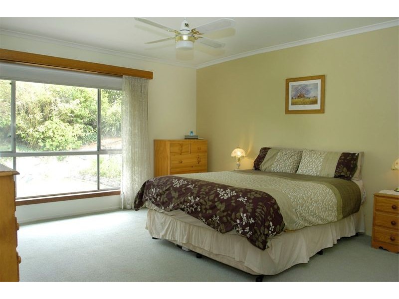 4 Valder Place, Farrer ACT 2607