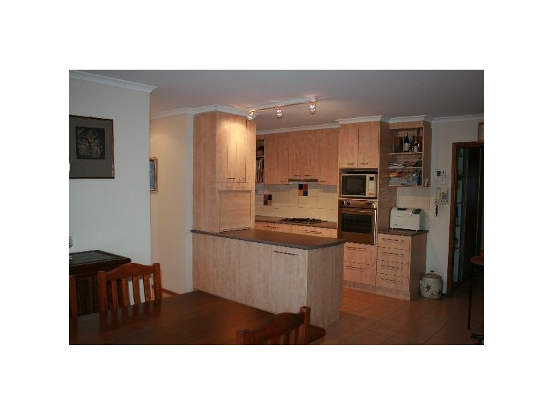 8 Lorimer Place, Wanniassa ACT 2903