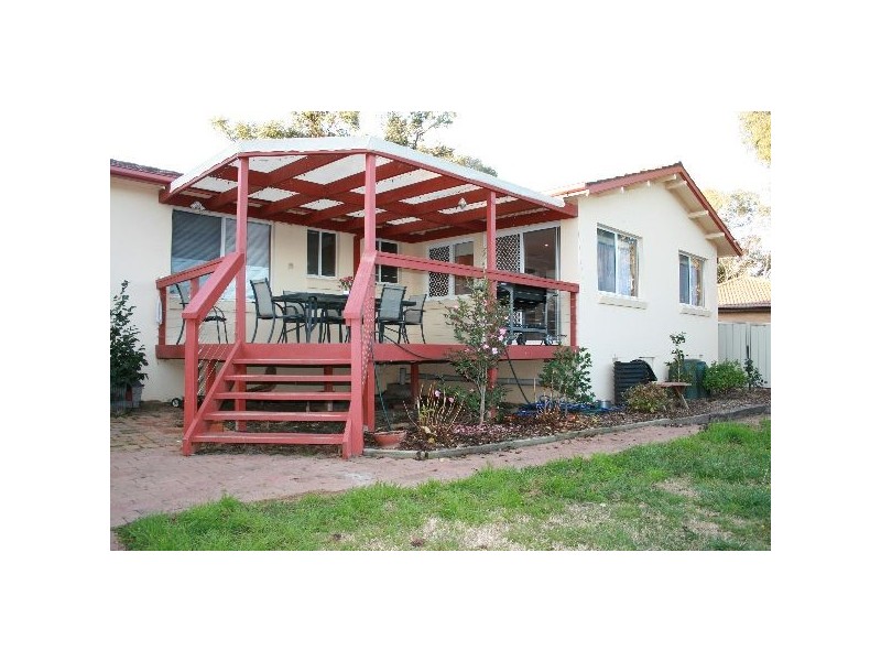 8 Lorimer Place, Wanniassa ACT 2903