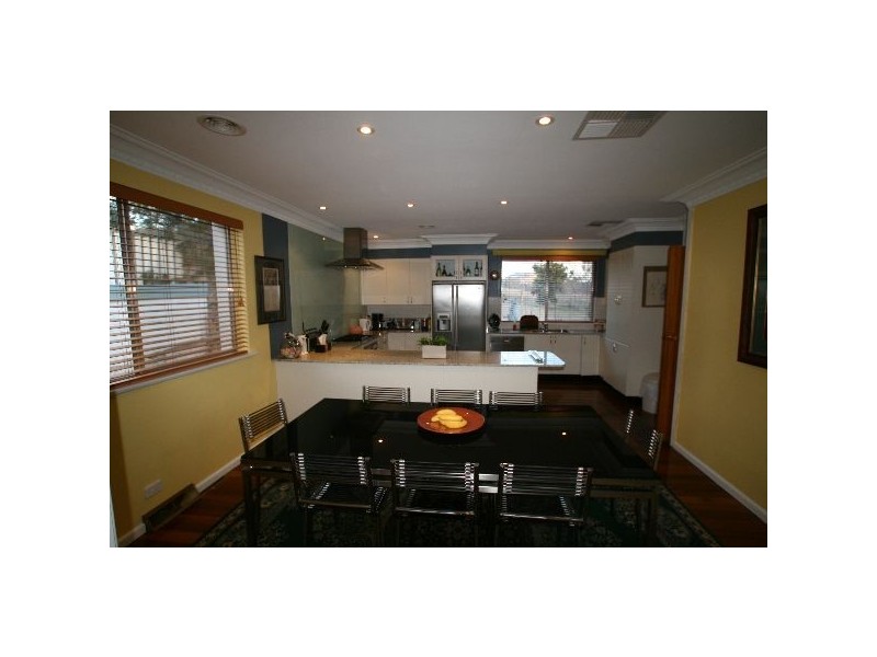 32 Wilson Street, Curtin ACT 2605