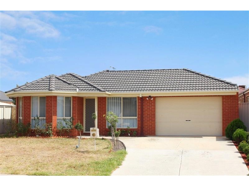 14 Wyperfeld Circuit, Caroline Springs VIC 3023