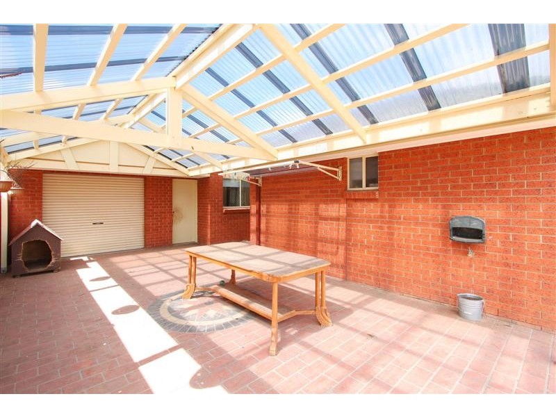 14 Wyperfeld Circuit, Caroline Springs VIC 3023