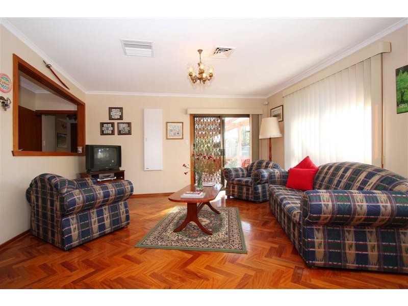 1 Wairou Street, Taylors Lakes VIC 3038