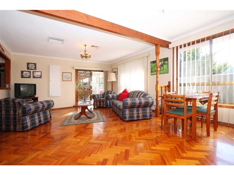 1 Wairou Street, Taylors Lakes VIC 3038