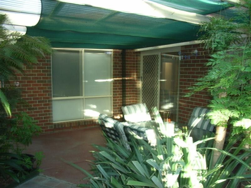 5 Sandalwood Avenue, Hillside VIC 3037