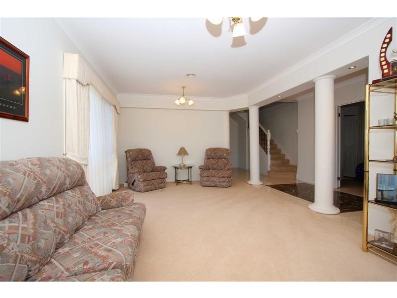 13 Wetherby Court, Hillside VIC 3037