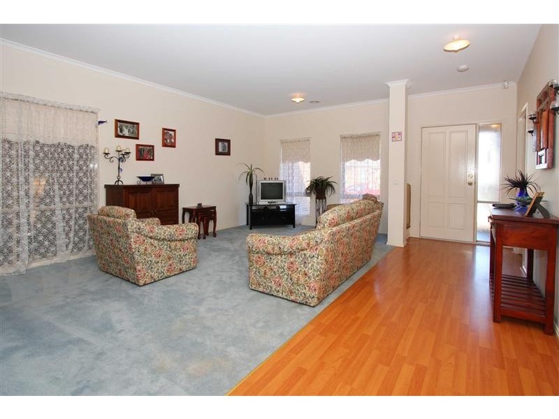 74 Domain Way, Taylors Hill VIC 3037