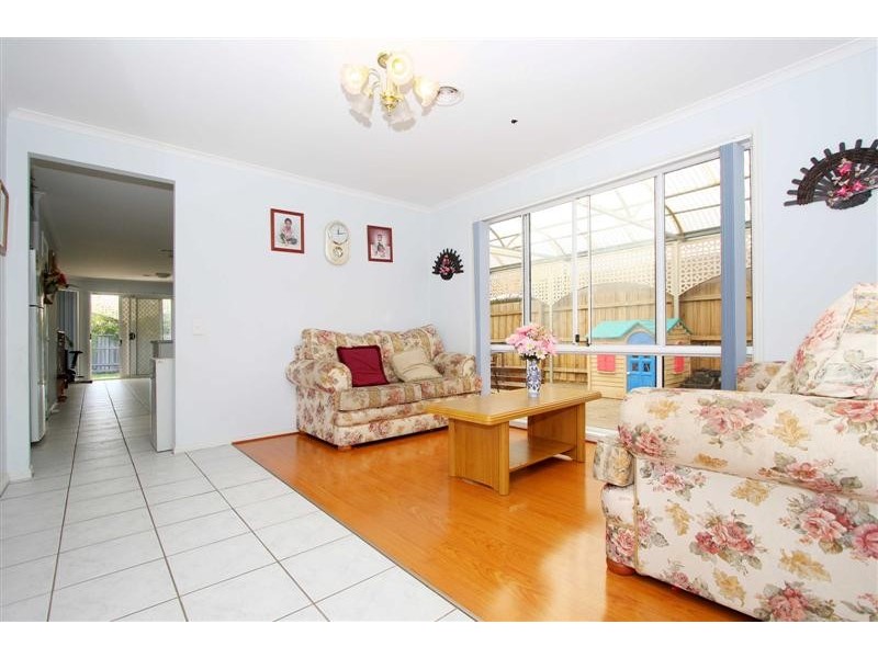 16 Roadhouse Wynd, Sydenham VIC 3037