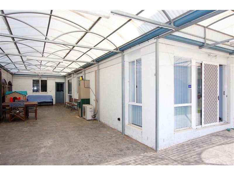 16 Roadhouse Wynd, Sydenham VIC 3037