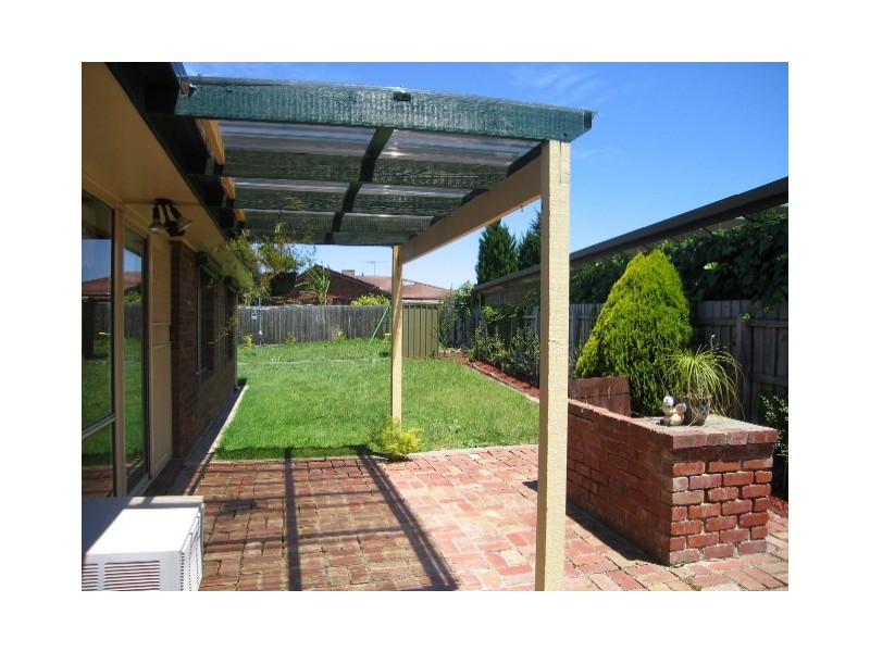 5 Draper Court, Keilor Downs VIC 3038