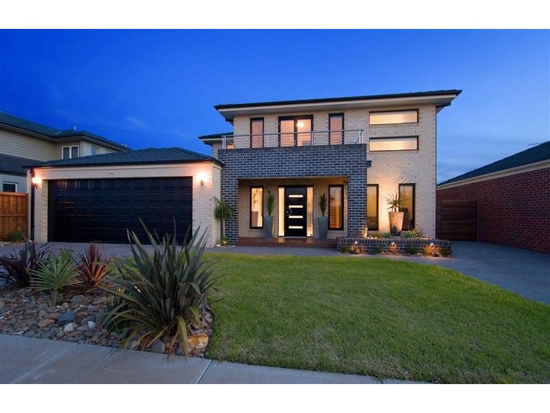 3 Darlinghurst Place, Taylors Hill VIC 3037