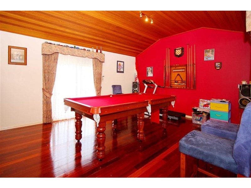 12 Silverwood Court, Hillside VIC 3037