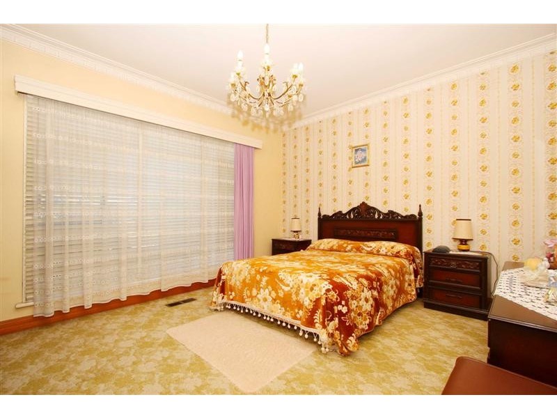 4 Ryan Court, Sunshine VIC 3020