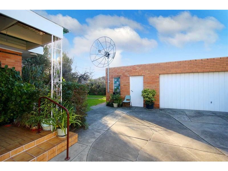 4 Ryan Court, Sunshine VIC 3020