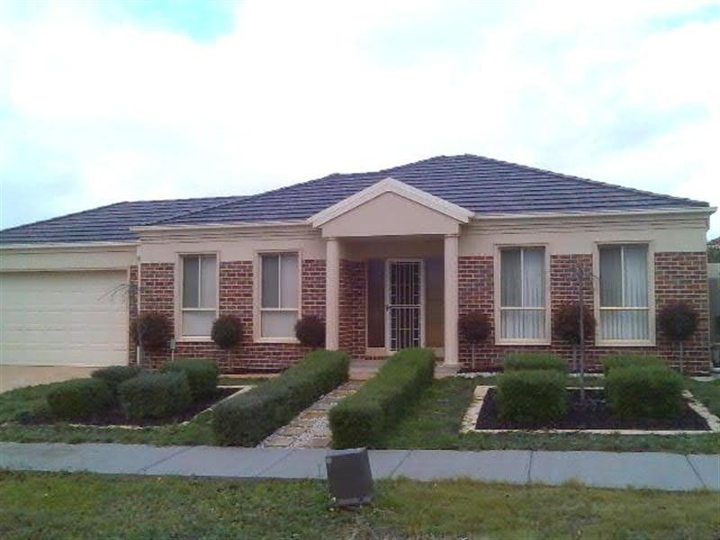 74 Wolviston Avenue, Hillside VIC 3037