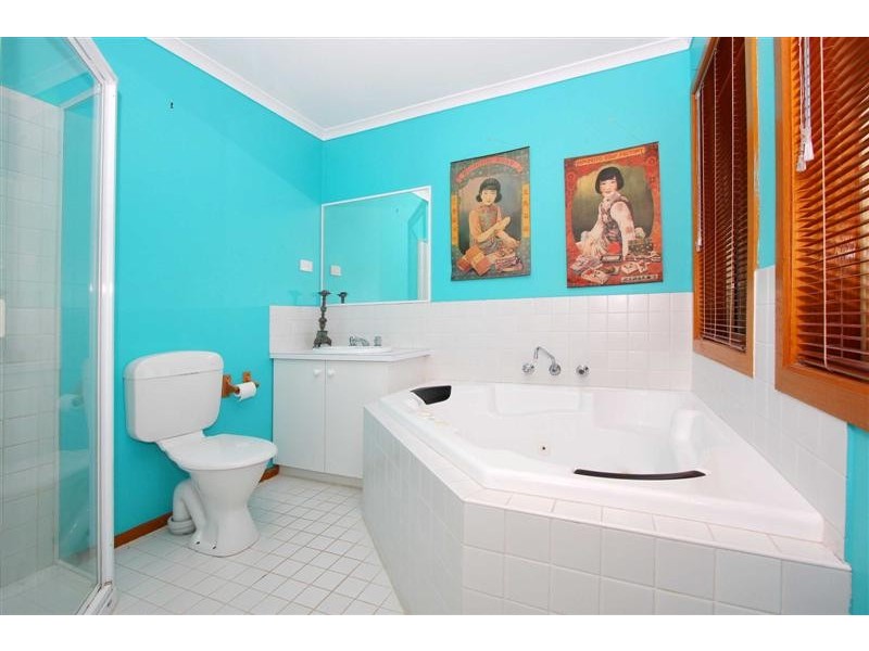 9 Birchwood Way, Delahey VIC 3037