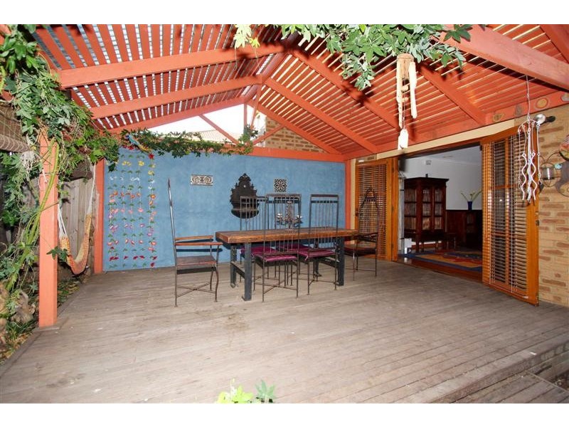 9 Birchwood Way, Delahey VIC 3037