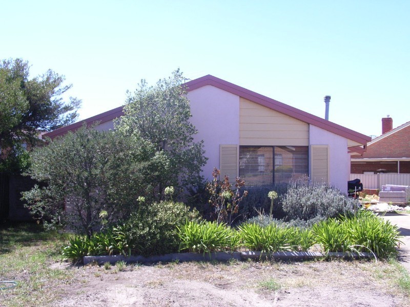 1/10 Tarrant Court, Keilor Downs VIC 3038