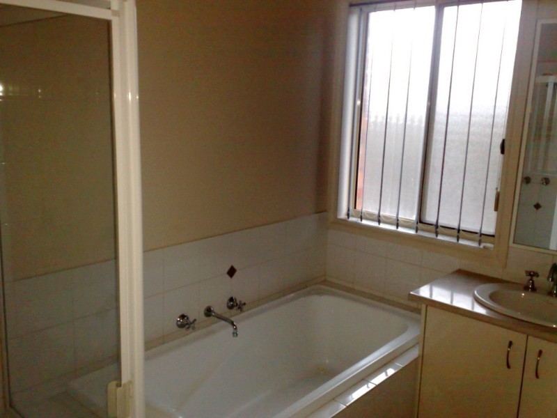 1/29 Birch Avenue, Tullamarine VIC 3043