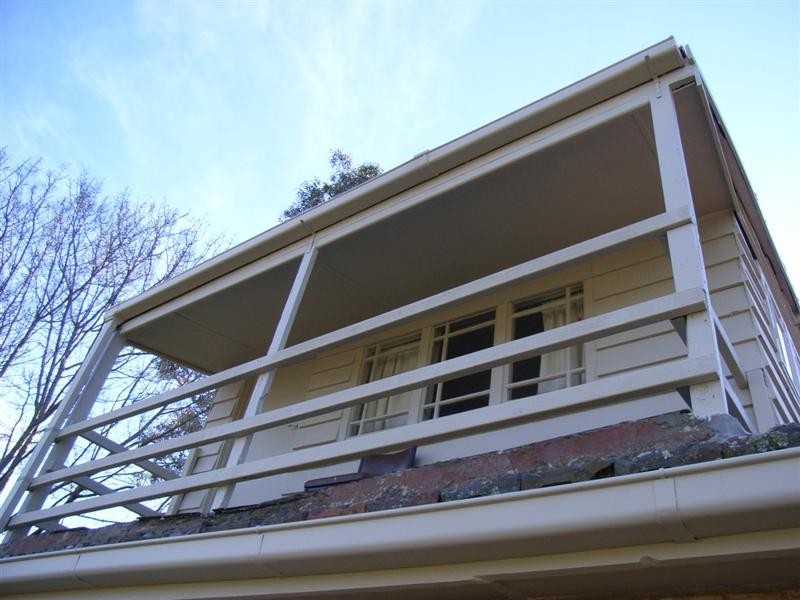 27 Hillside Grove, Airport West VIC 3042