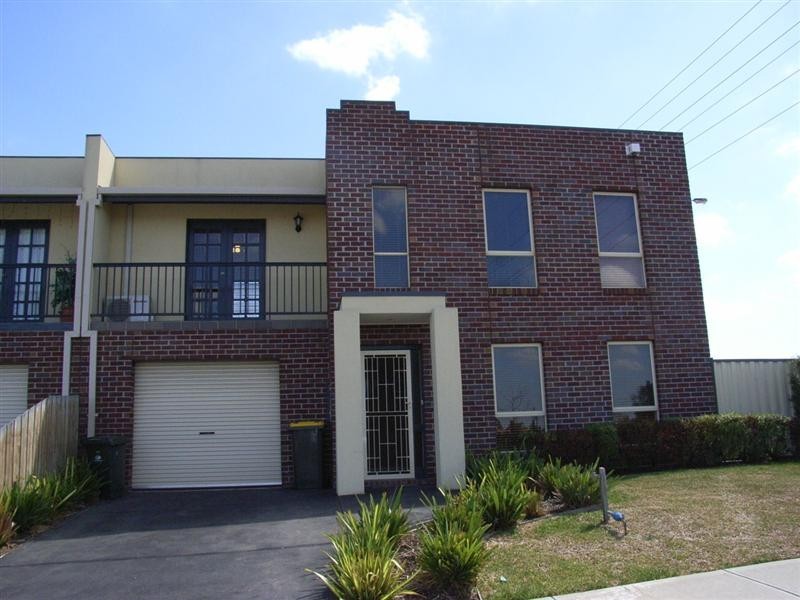 7 Medeo Court, Sydenham VIC 3037