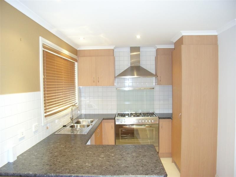 7 Medeo Court, Sydenham VIC 3037