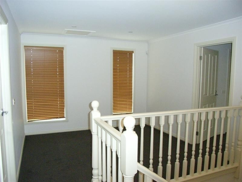 7 Medeo Court, Sydenham VIC 3037