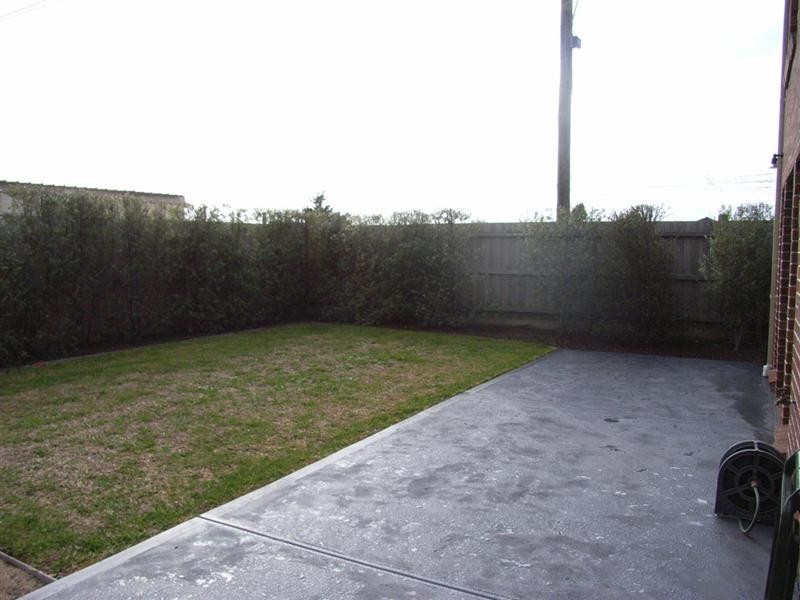 7 Medeo Court, Sydenham VIC 3037