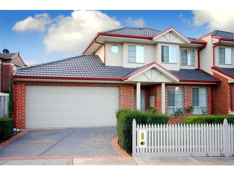 4 Santa Monica Drive, Taylors Lakes VIC 3038