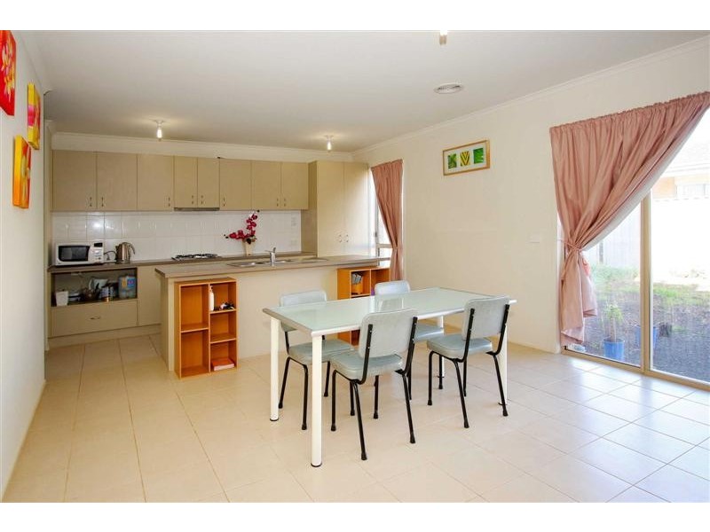 9 Bruce Street, Burnside VIC 3023