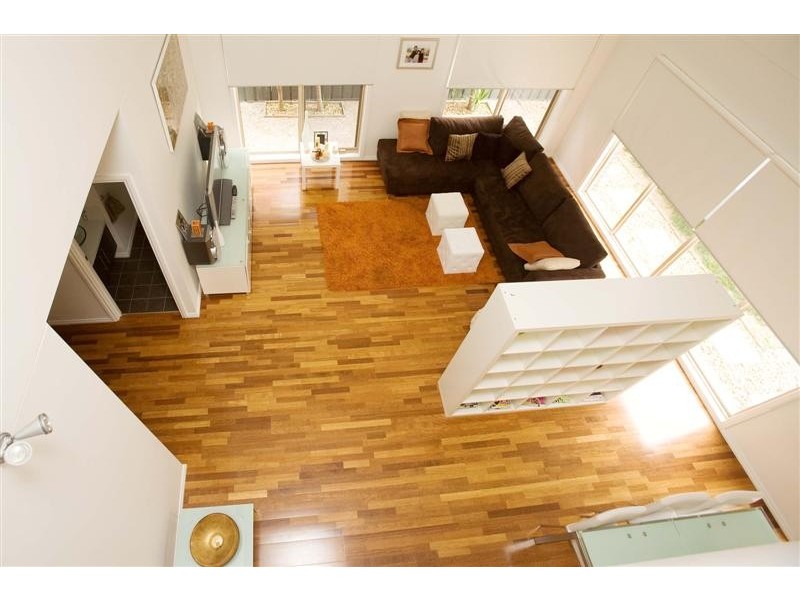 1 Kemp Green, Caroline Springs VIC 3023