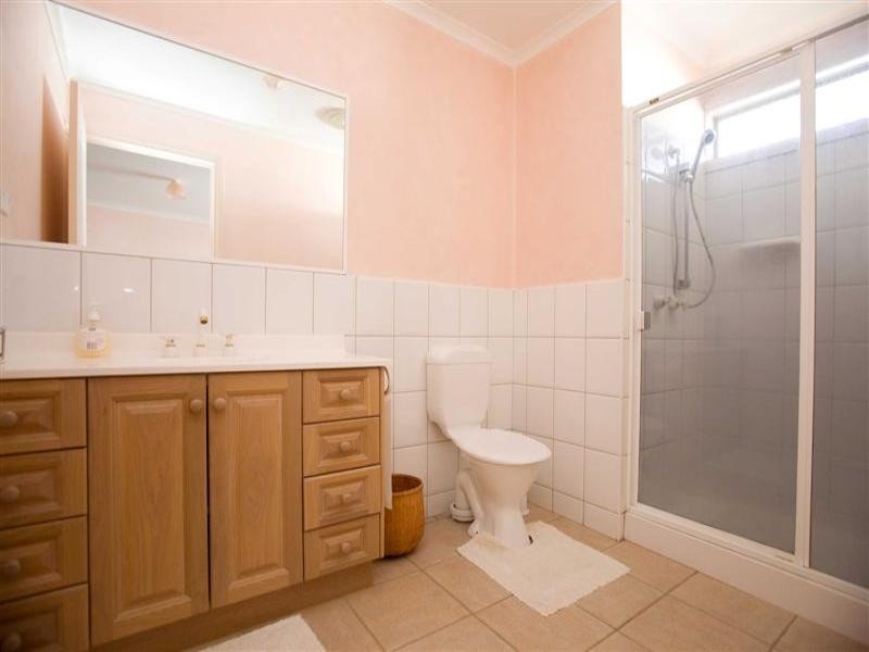 15 Halstead Court, Hillside VIC 3037