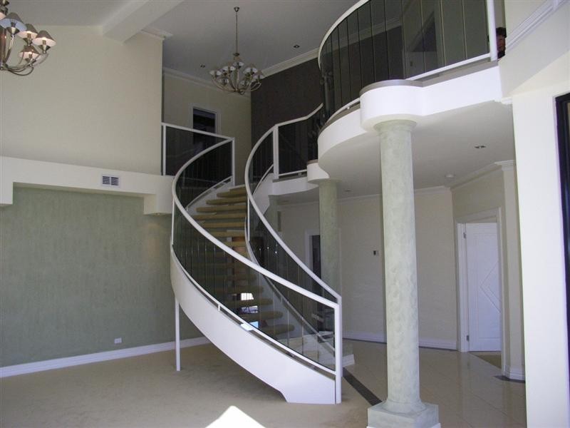 17 Cambridge Crescent, Taylors Lakes VIC 3038