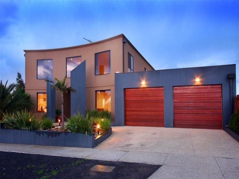 1 Collins Street, Taylors Hill VIC 3037