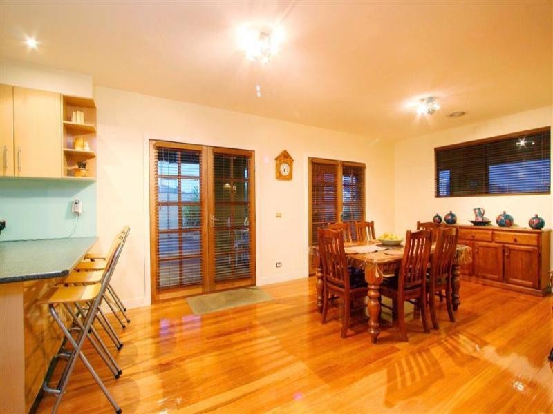 1 Collins Street, Taylors Hill VIC 3037