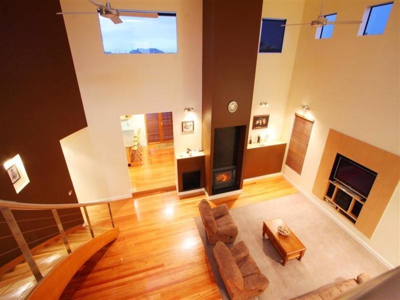 1 Collins Street, Taylors Hill VIC 3037