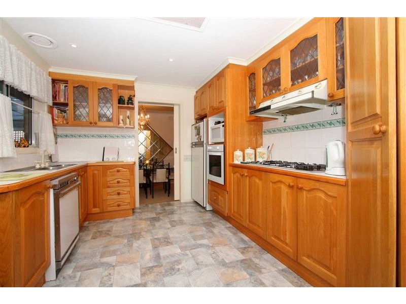 2 Medina Road, Keilor Downs VIC 3038