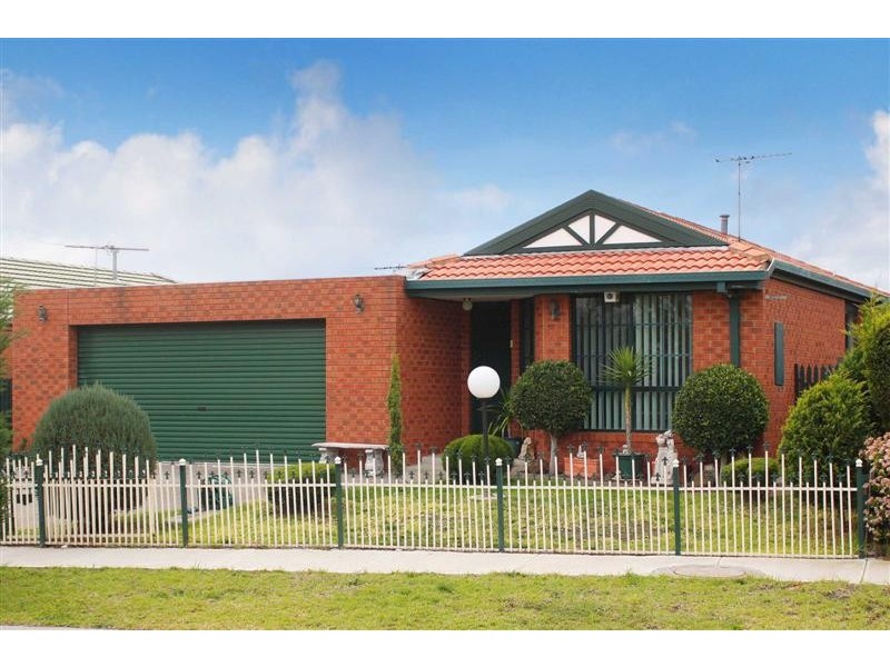 22 Yellow Gum Road, Delahey VIC 3037