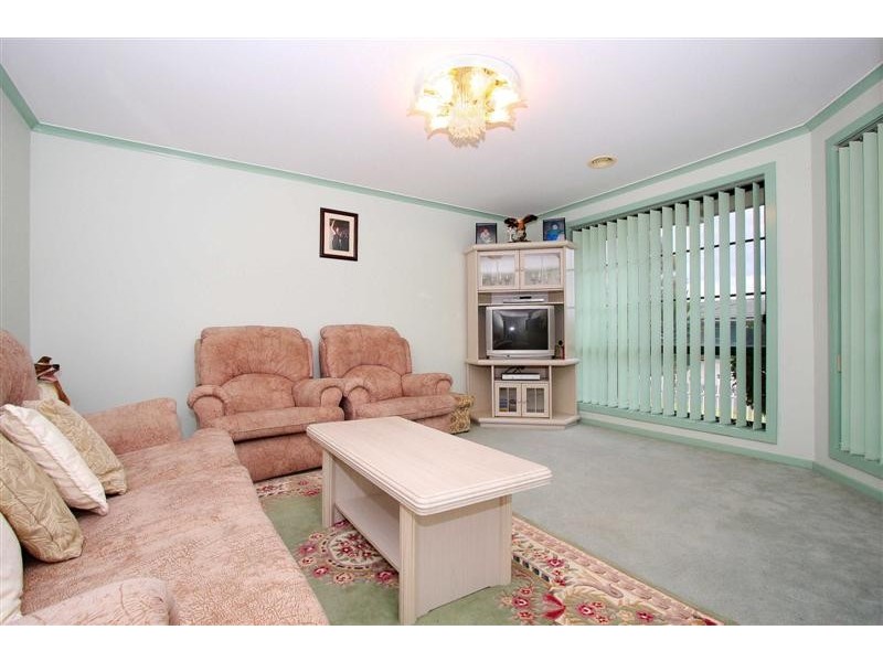 22 Yellow Gum Road, Delahey VIC 3037