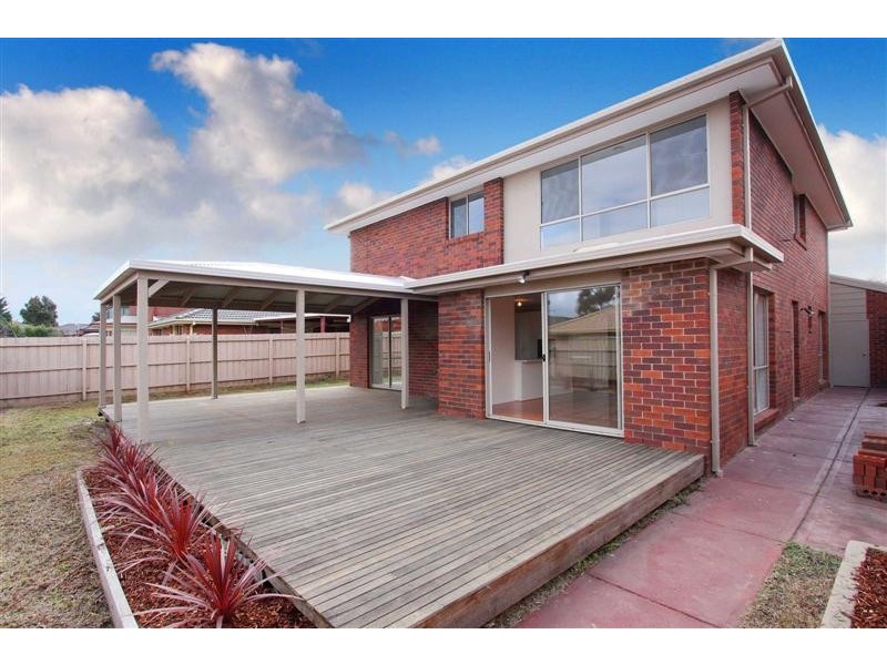 12 Kelland Avenue, Hillside VIC 3037