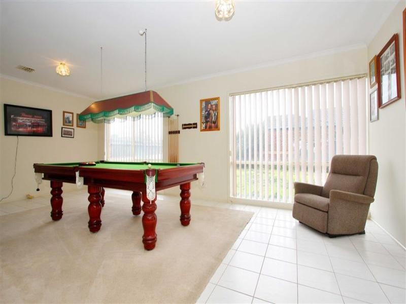 45 Panorama Drive, Hillside VIC 3037