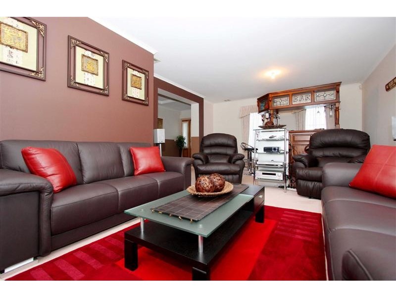 25 Botanic Drive, Hillside VIC 3037