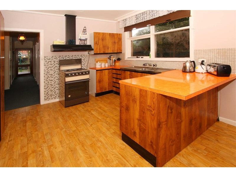 35 Heather Avenue, Keilor East VIC 3033