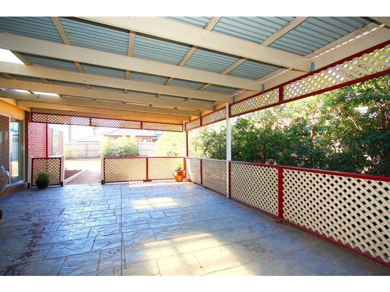 74 Domain Way, Taylors Hill VIC 3037