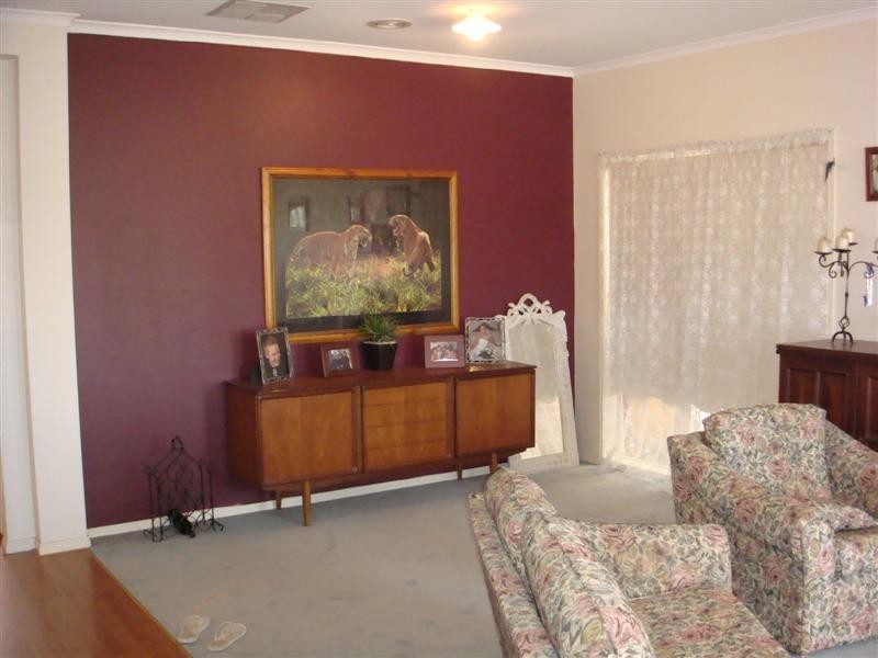 74 Domain Way, Taylors Hill VIC 3037