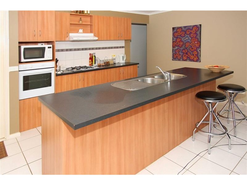 35 Fydler Avenue, Burnside VIC 3023